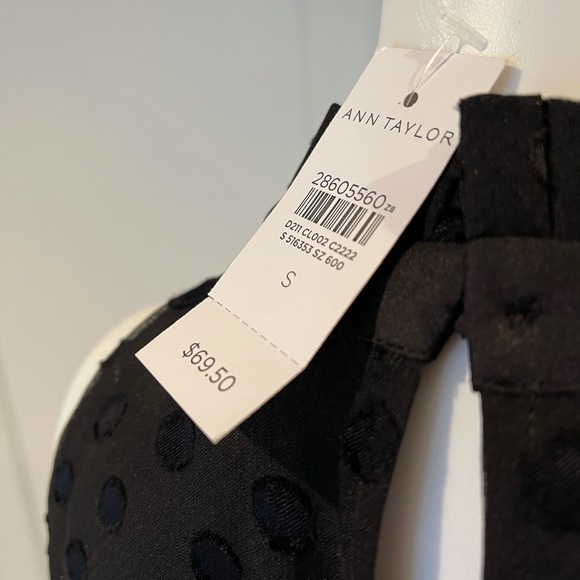 Ann Taylor Black Polka Dot Sleeveless Top S NWT - Picture 2 of 7